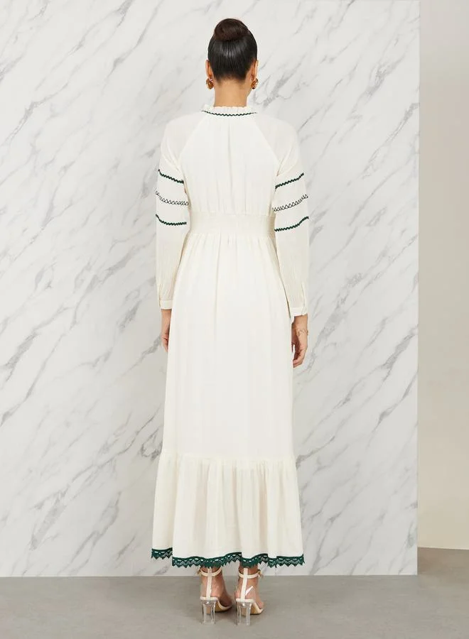 ستايلي Tassel Trimmed Dress