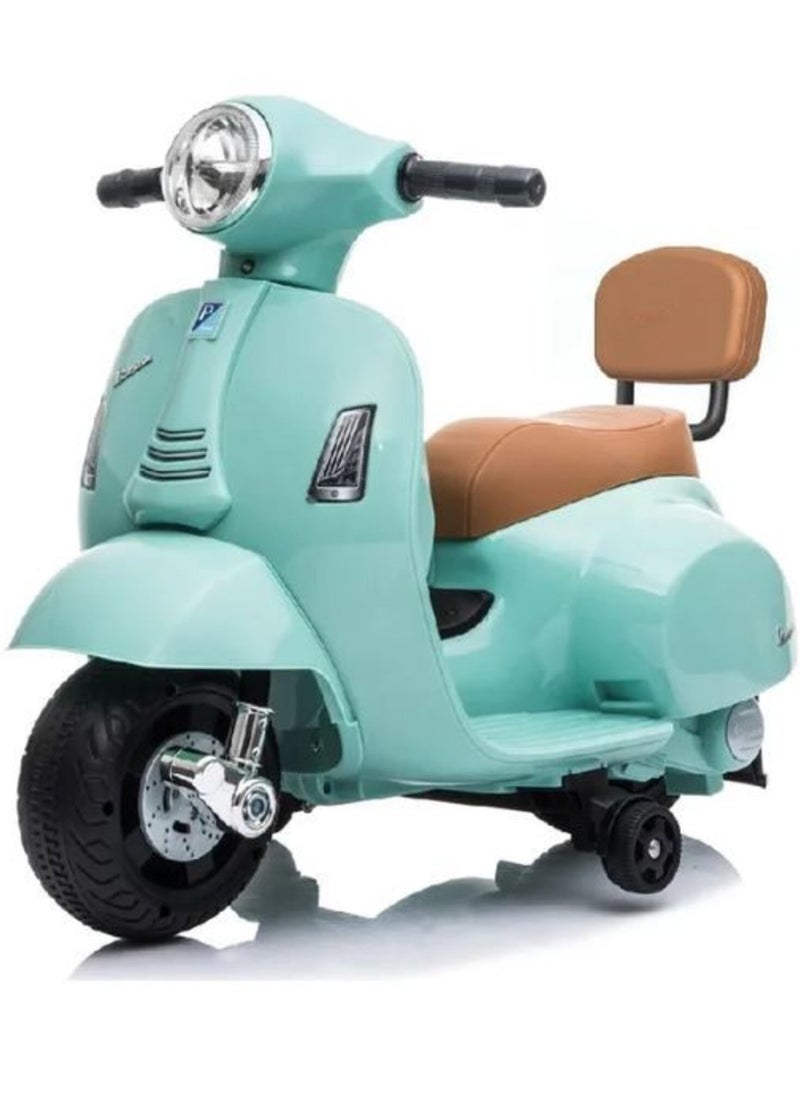 VESPA - Vespa Motorcycle - Green - Image 1