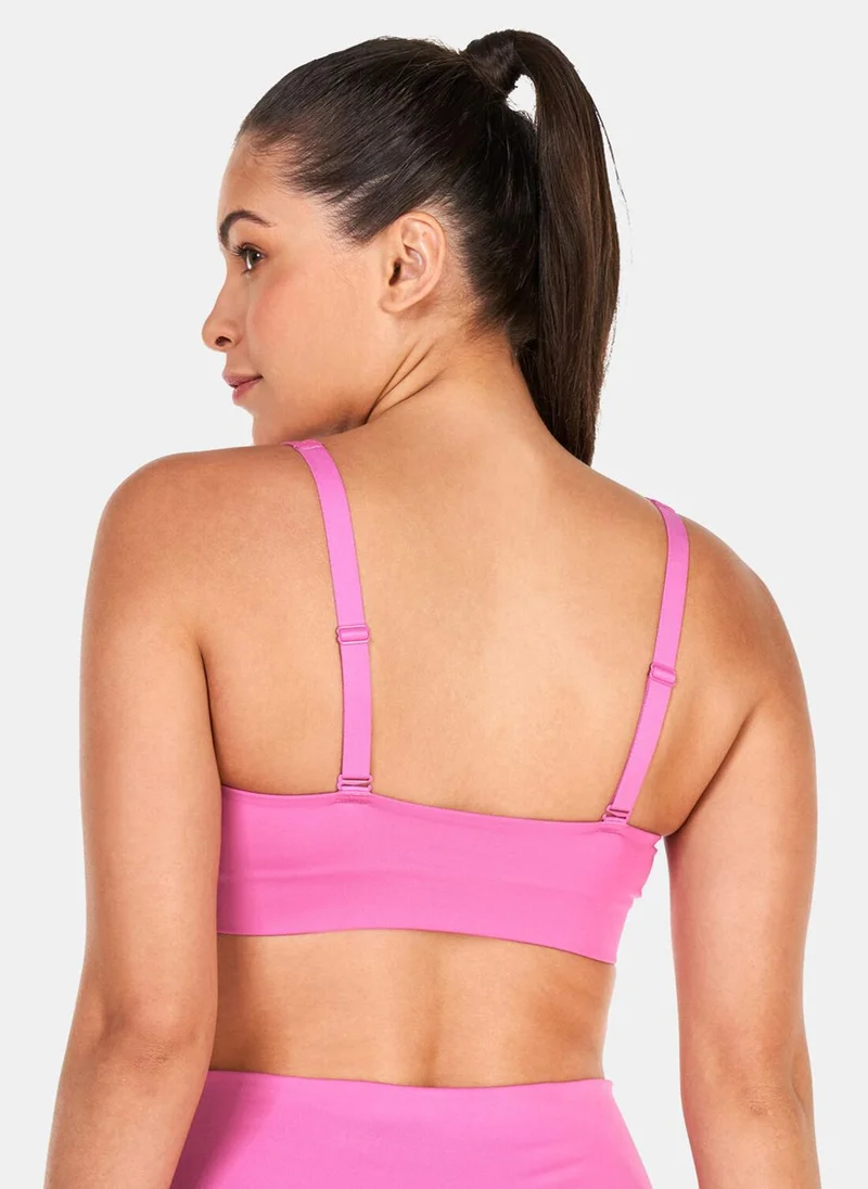 Nike Women's Dri-FIT Indy Plunge Cutout Sports Bra