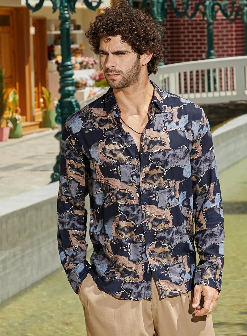 Campus Sutra Men's Navy Blue Marquina Gradient Shirt