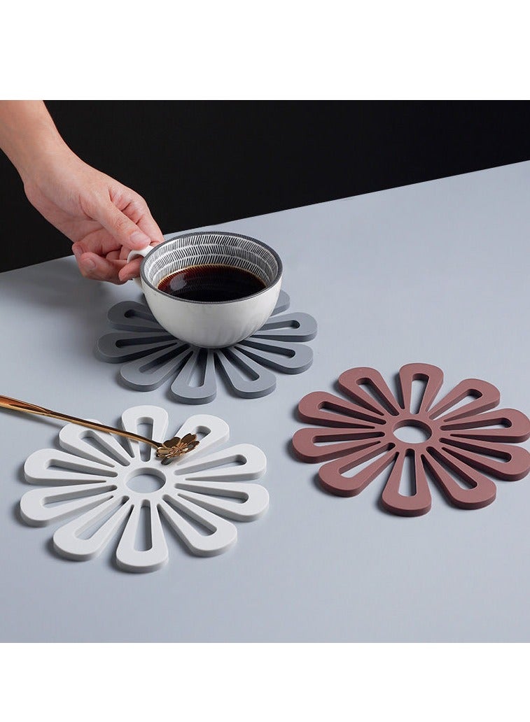 Upgraded and Thickened TPR Insulation Pad for Tableware Anti slip and Easy to Clean Tableware Pad  - Image 1