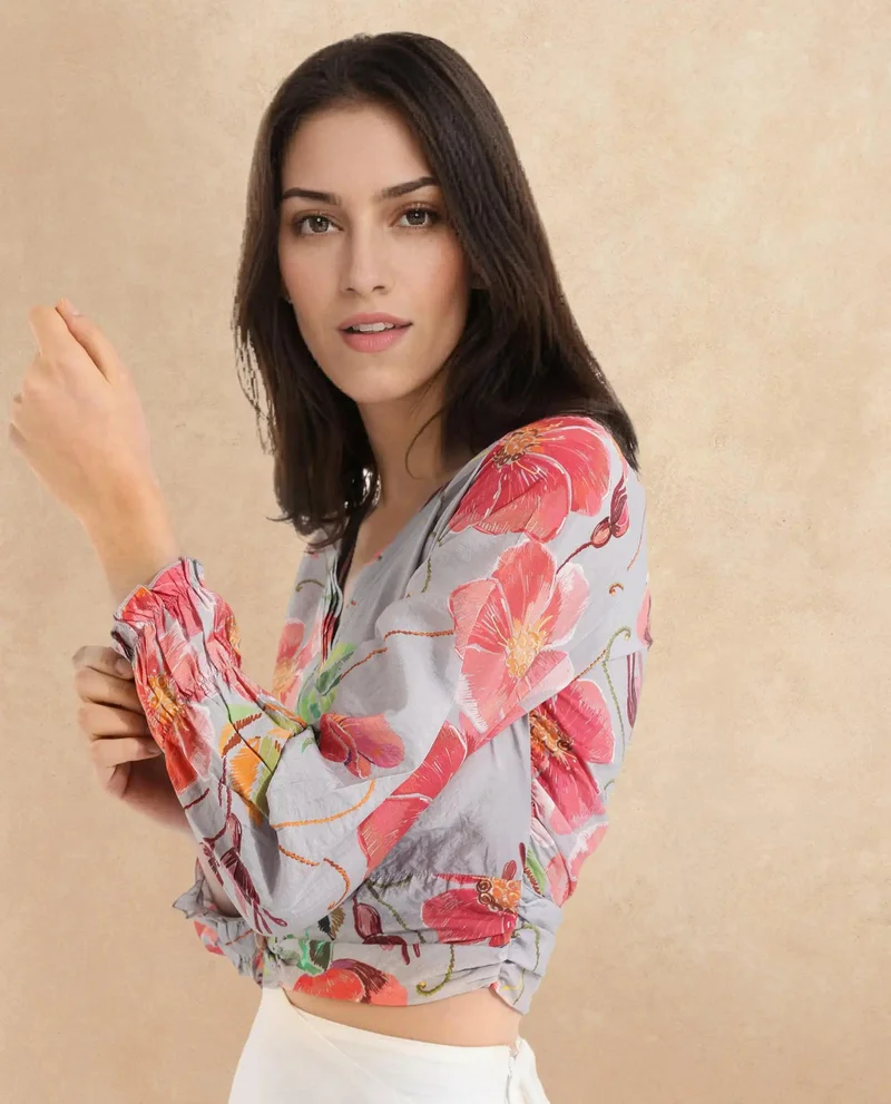 Rareism Women's Floral Fantasy: V-Neck Crop Top