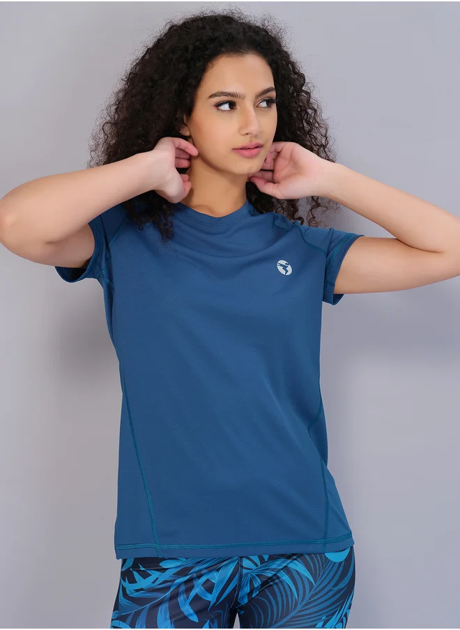 تكنوسبورت Women Solid Raglan Sleeves Regular Fit T-Shirt