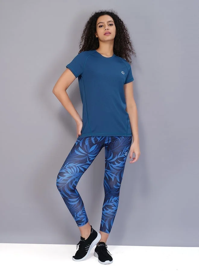 Technosport Women Solid Raglan Sleeves Regular Fit T-Shirt