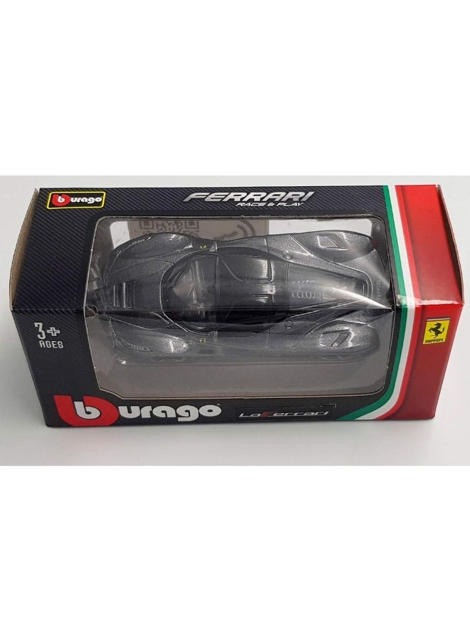 Bburago - Ferrari 458 italia Speciale White 1:64 Die Cast Vehicle - 56100 - Image 1