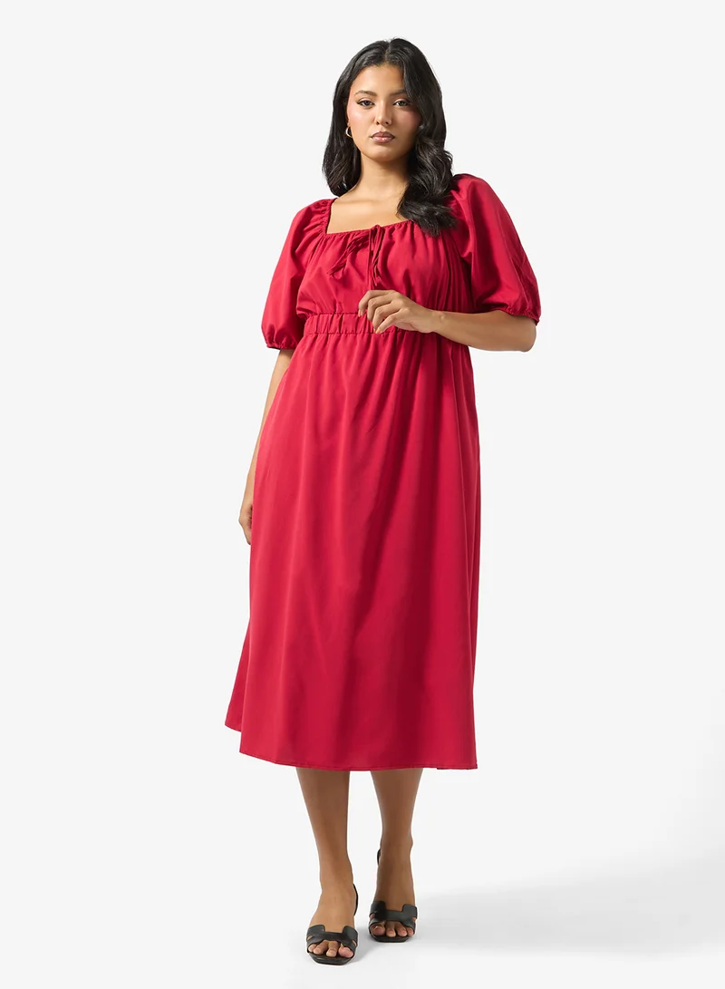 ايلا بلس فستان خط  بأكمام منتفخة