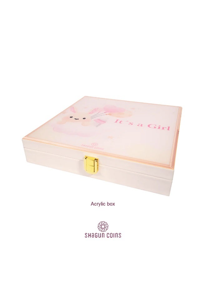 خشبو جويلز صندوق عملات معدنية من الفضة عيار 999 بوزن 10 غرامات، عليه صورة فتاة. - Image 3