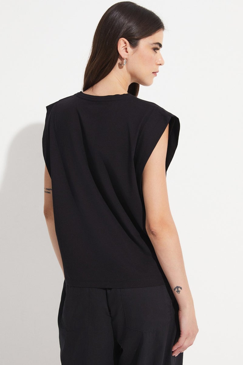 JUNE Basic Cotton Crew Neck Sleeveless T-Shirt  - Image 5