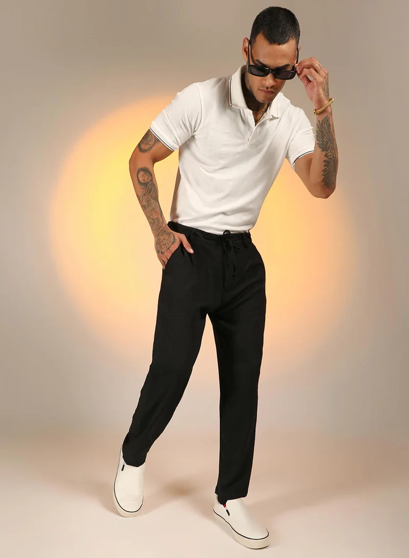 Campus Sutra Men's Obsidian Black Solid Pleated Trousers