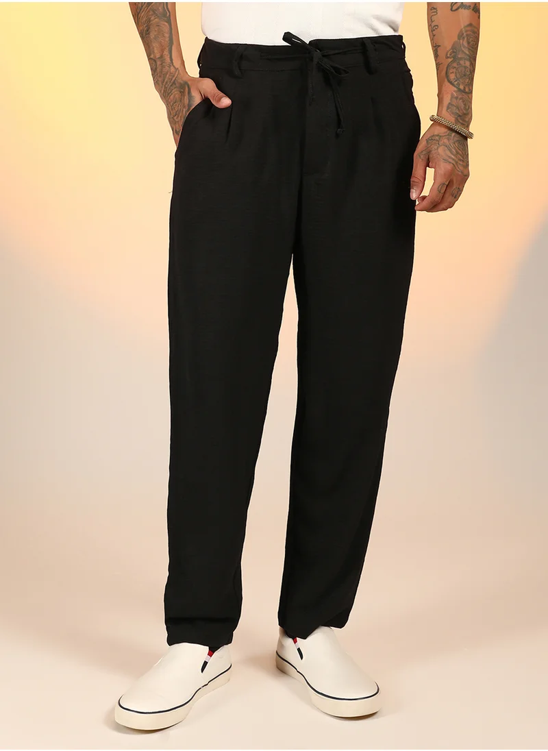 كامبوس سوترا Men's Obsidian Black Solid Pleated Trousers