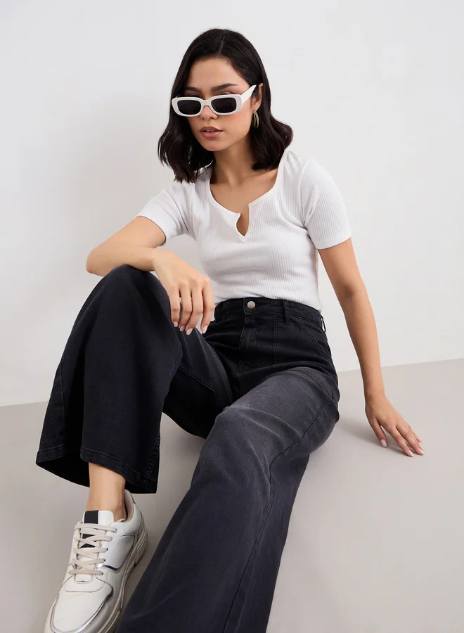 Styli Styli High Rise Wide Leg Washed Out Jeans