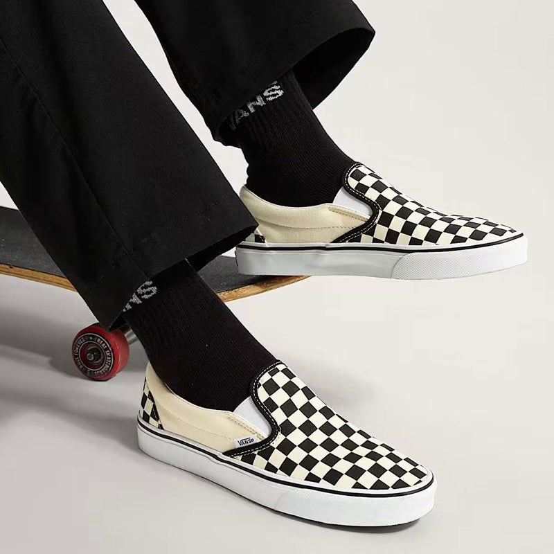 Vans Unisex Slip On Unisex Sneakers, Checkerboard Black/Off White, 10 US Women/8.5 US Men - Image 3
