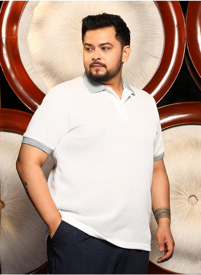 Instafab Plus Instafab Plus Men's White & Green Contrast Ribbed Polo T-Shirt For Casual Wear | Polo Neck | Short Cuffed Sleeves | Half-Button Closure | Plus Size T-Shirt Crafted With Comfort Fit For Everyday Wear  - Image 3