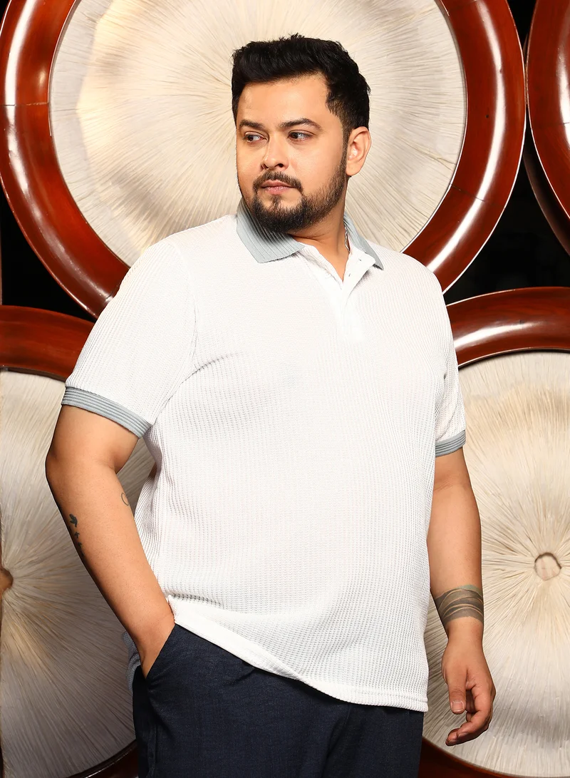 Instafab Plus Instafab Plus Men's White & Green Contrast Ribbed Polo T-Shirt For Casual Wear | Polo Neck | Short Cuffed Sleeves | Half-Button Closure | Plus Size T-Shirt Crafted With Comfort Fit For Everyday Wear