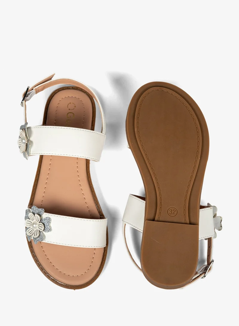 Geoomnii WHITE Geoomnii Girls’ Sandals – Comfortable Casual Sandals for Children, Pre-Teen & Junior Girls for School, Play & Everyday Wear for Women | Best Price UAE