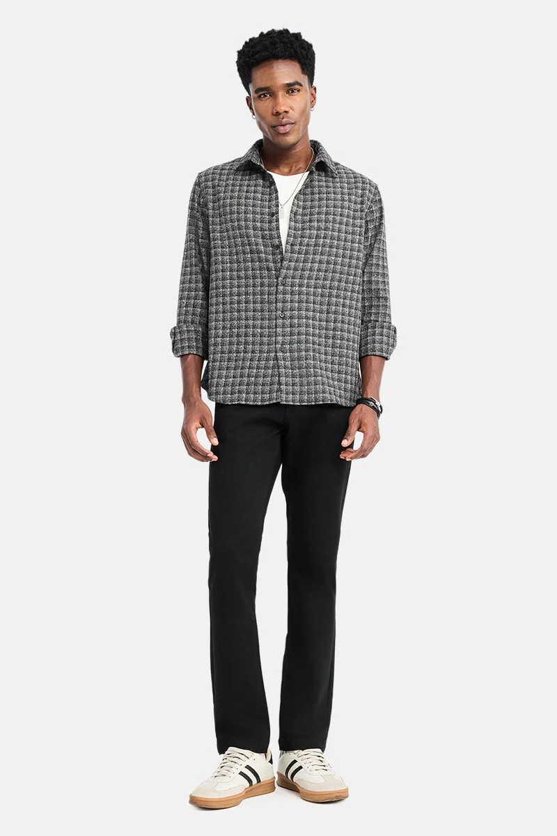 سنيتش Black Textured Regular Fit Casual Chinos