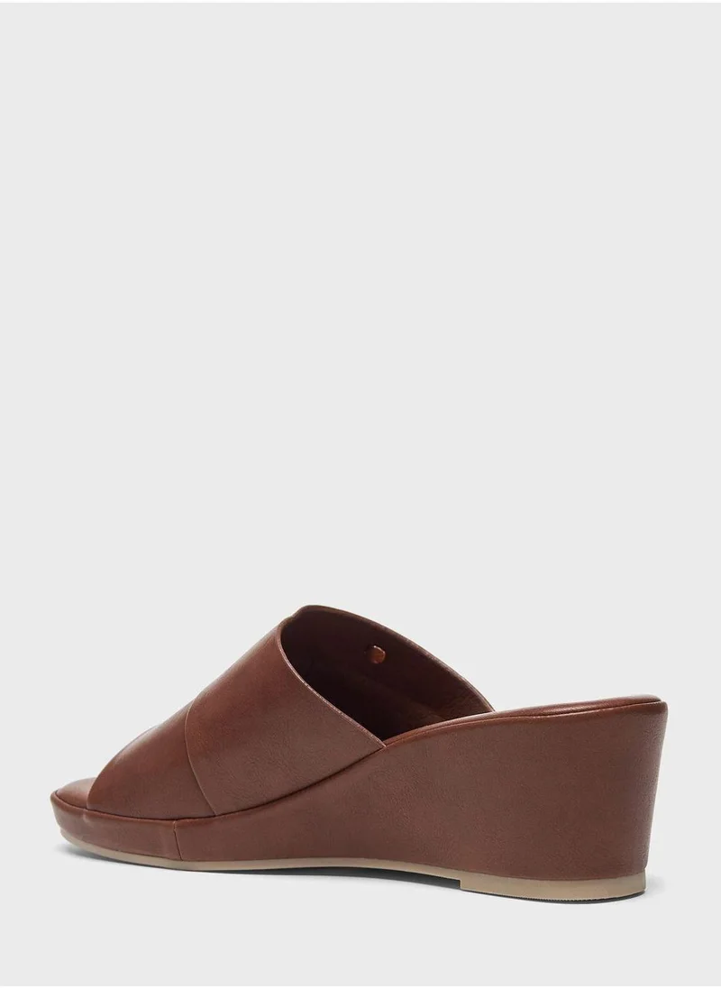 shoexpress One Strap Wedge Sandals