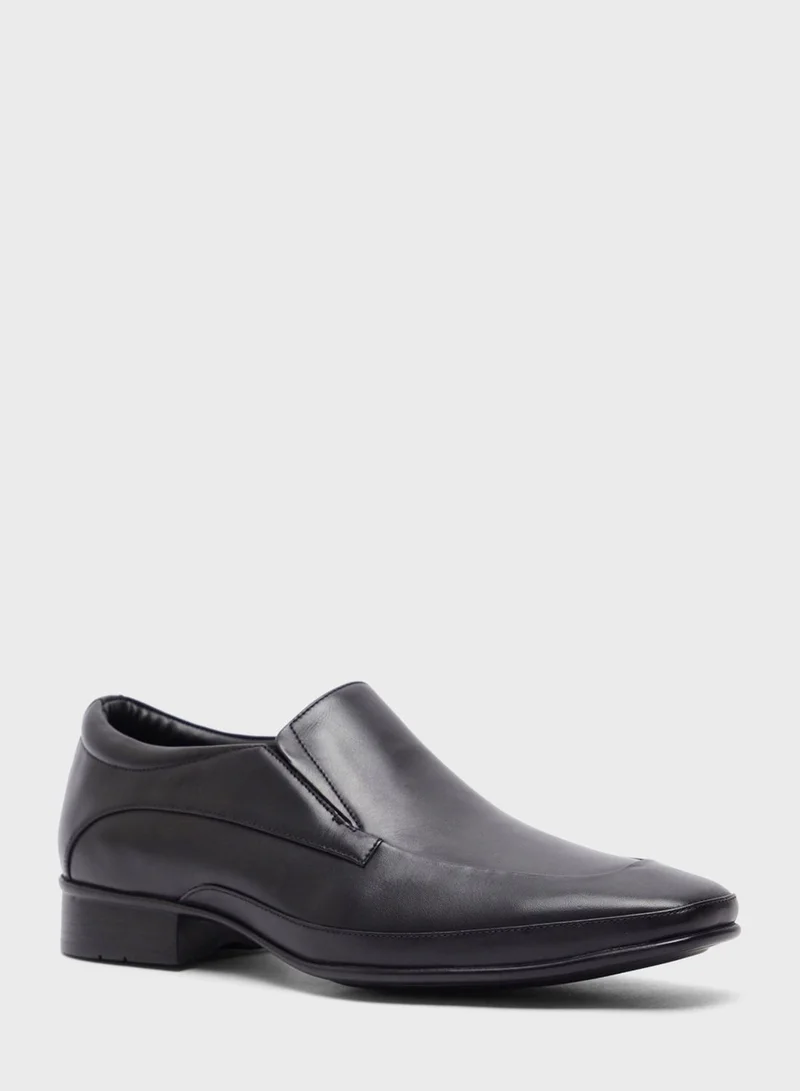 shoexpress Formal Slip On