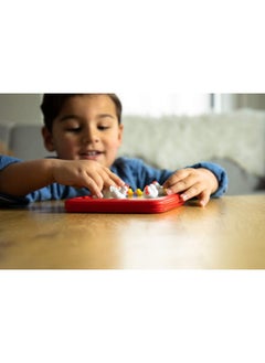 SmartGames Smartgames Chicken Shuffle Junior (48 Challenges)  - Image 5
