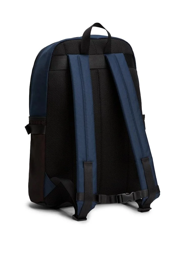 تومي جينز Logo Deatiled Zip Through Backpack
