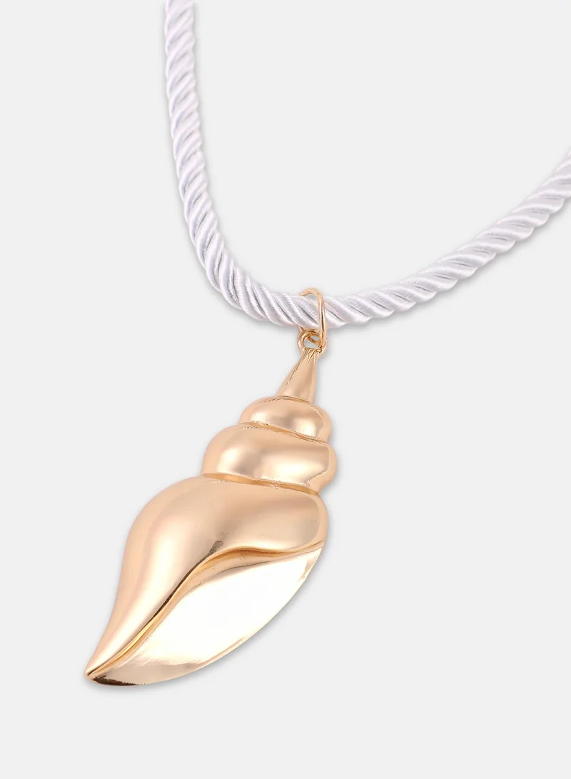 SOHI  Conch Shell Pendant Necklace  | Best Price UAE
