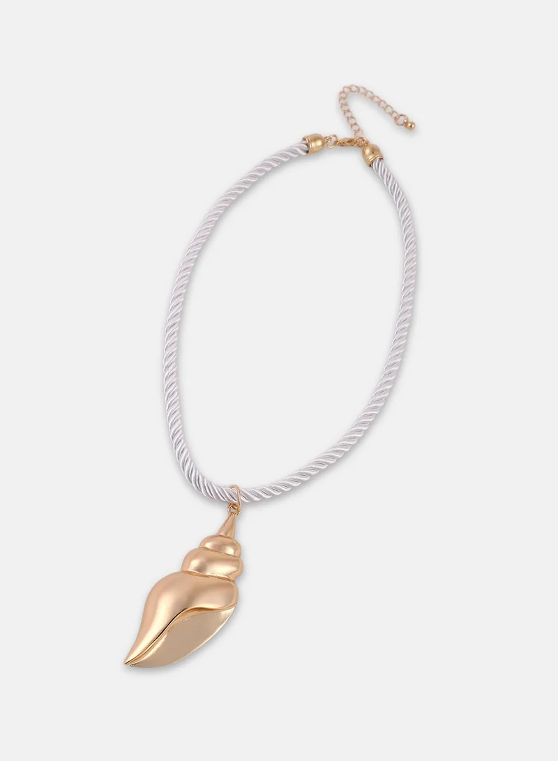 SOHI  Conch Shell Pendant Necklace  | Best Price UAE