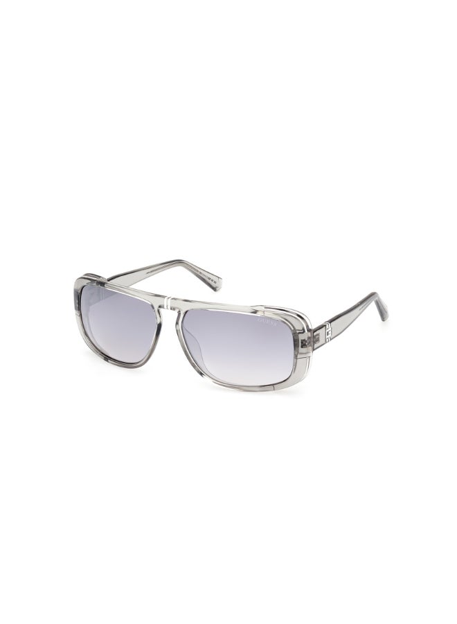 GUESS Unisex Square Sunglasses - GU00082 -  Lens Size: 62 mm - Image 1