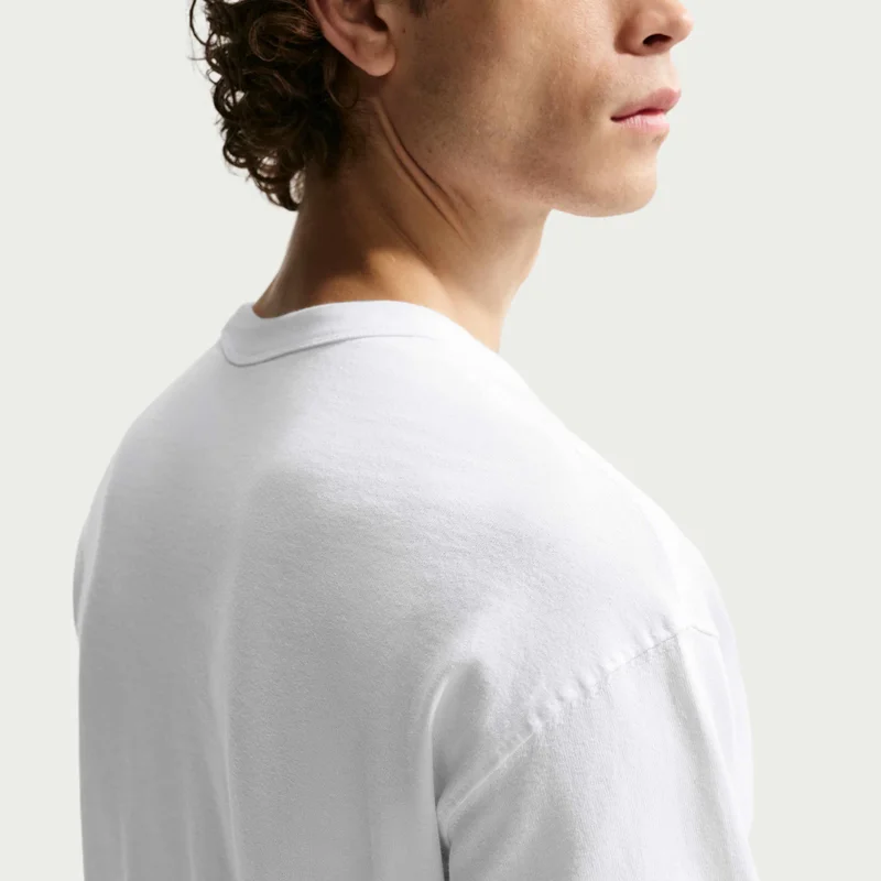 نايكي Men's Sportswear Premium Essentials T-Shirt