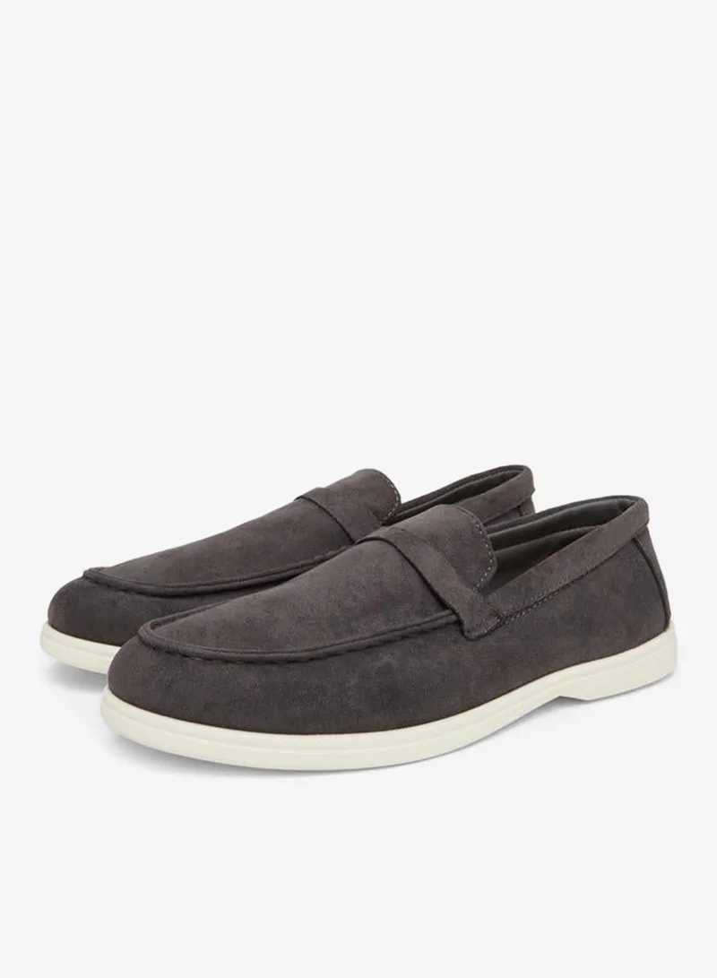 Styli Men Grey Suede Loafers