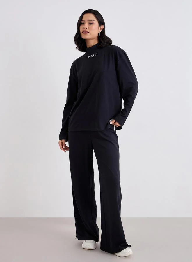 Styli Styli Women Relaxed Fit T-Shirt and Wide Joggers Co-Ords