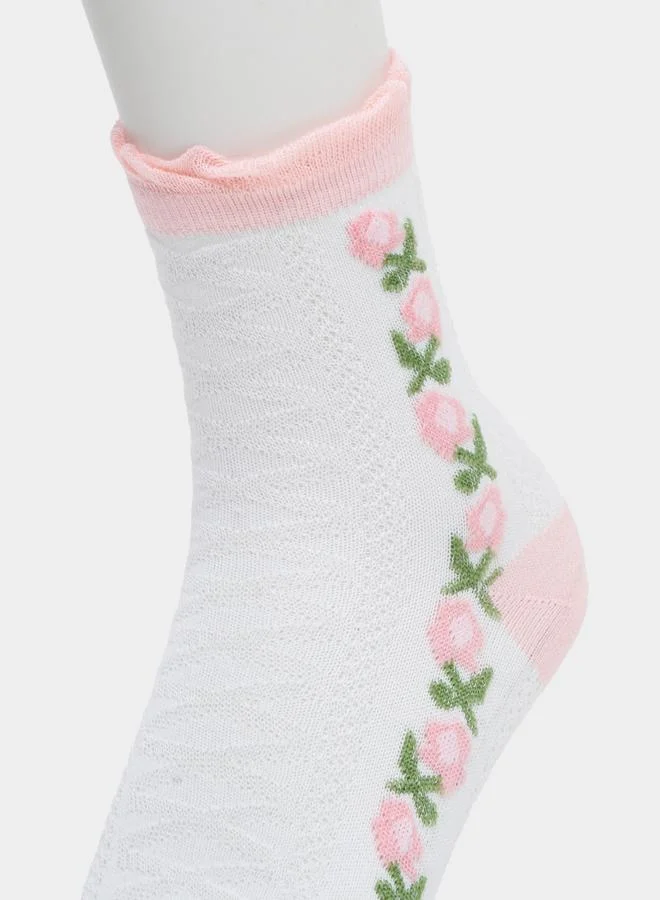 Styli Styli Pack of 5 - Floral Embroidered Socks