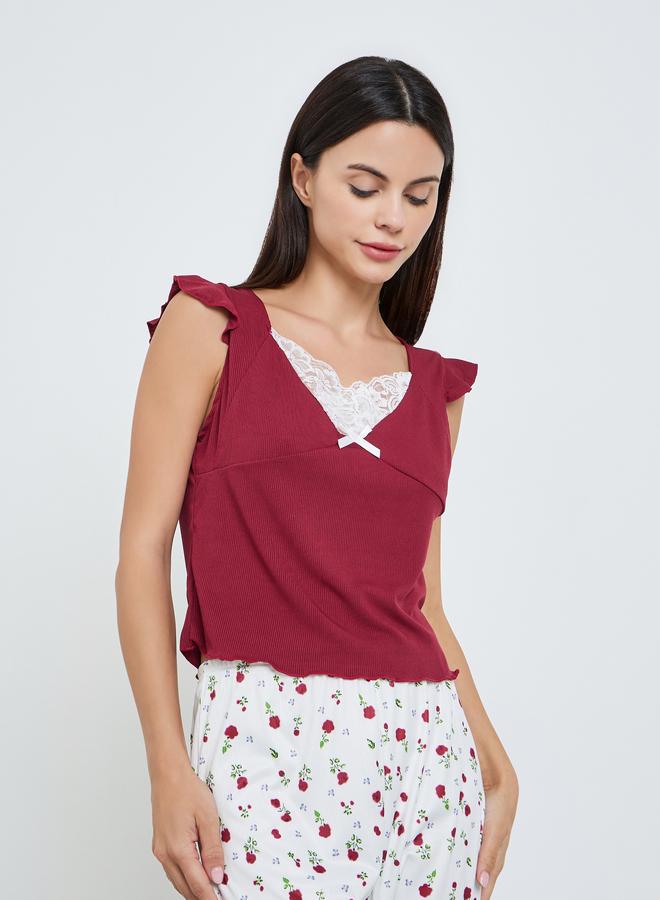 ستايلي طقم بيجاما مطبوع وبلوزة بياقة دانتيل وتفاصيل مُتباينة - Image 3