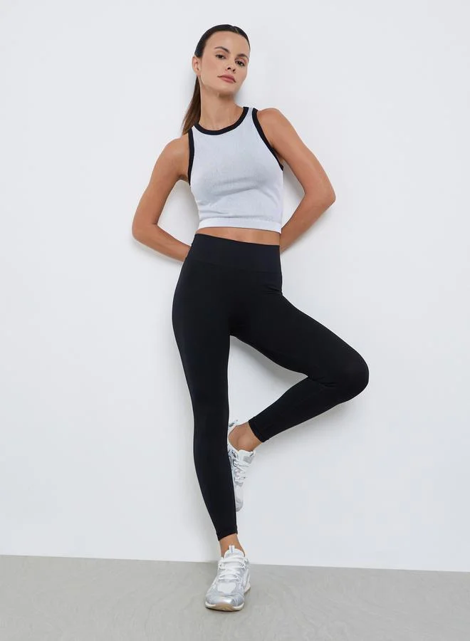 Styli Active Contrast Edge Ribbed Crop Top and Leggings Set