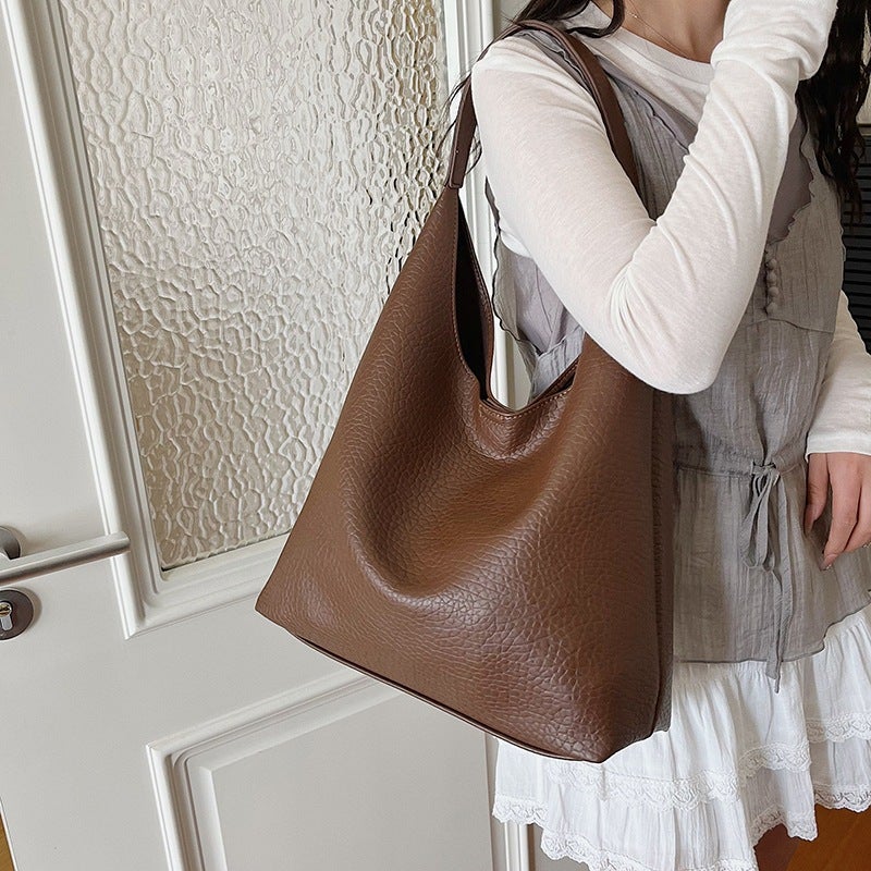 Women's Fashion Large Capacity PU Bucket Crossbody Bag with Laptop Compartment - Image 4