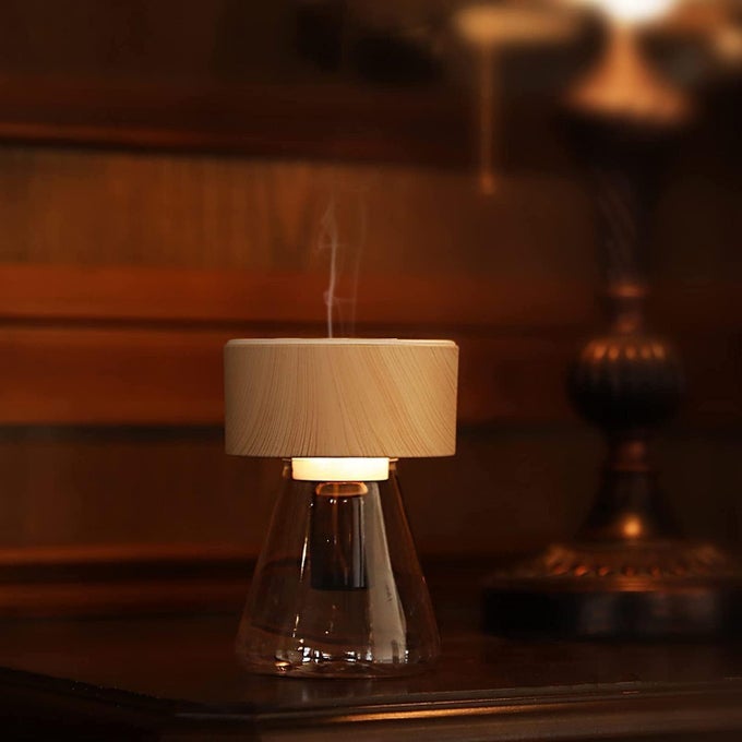 TWILIGHT AROMATHERAPY DIFFUSER - NEBULIZING TECHNOLOGY FOR ESSENTIAL OILS, OPTIONAL LED LIGHT, WATERLESS, SUPER QUIET, PORTABLE, BATTERY OPERATED -WOODGRAIN