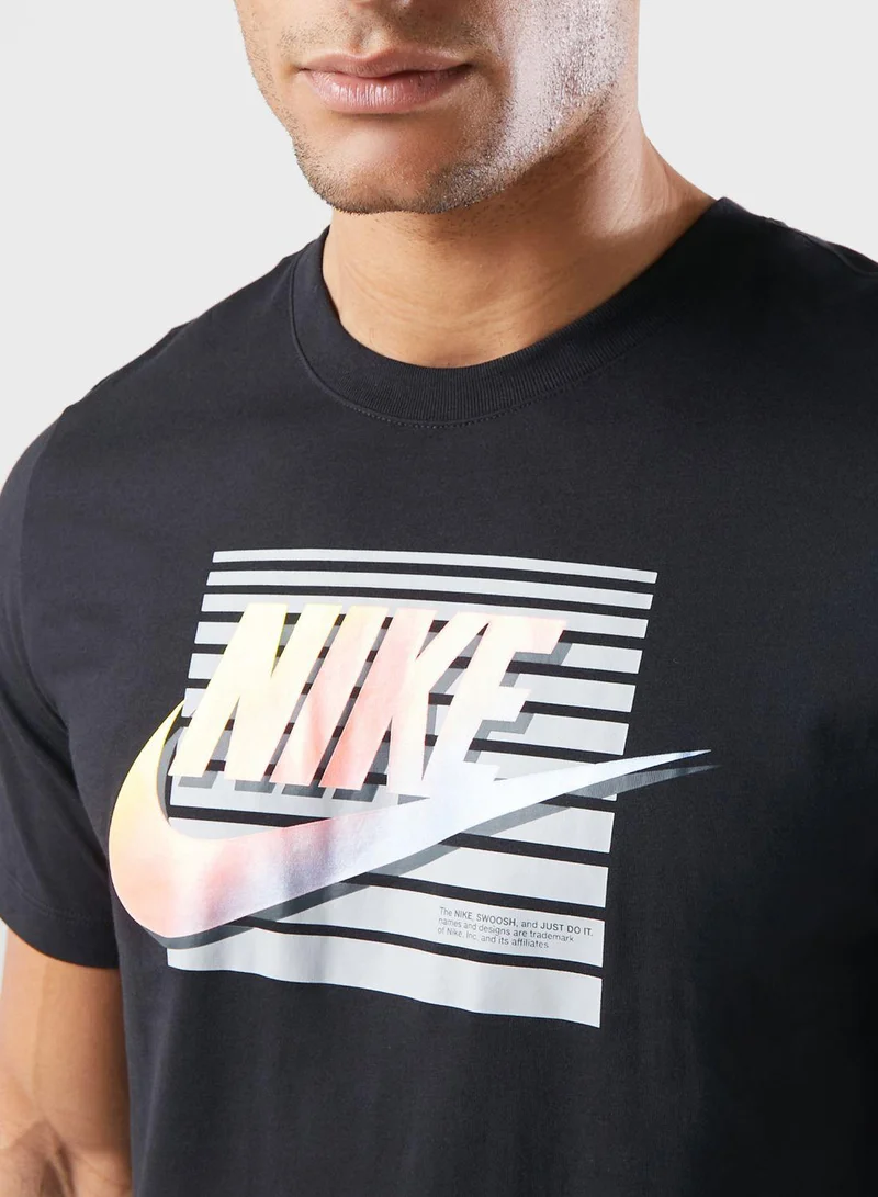Nike Men's Sportswear T-Shirt