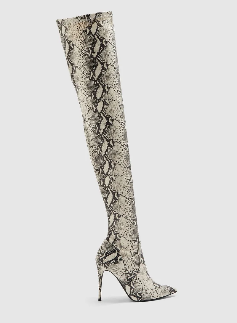 STEVE MADDEN Dominique Knee Boot