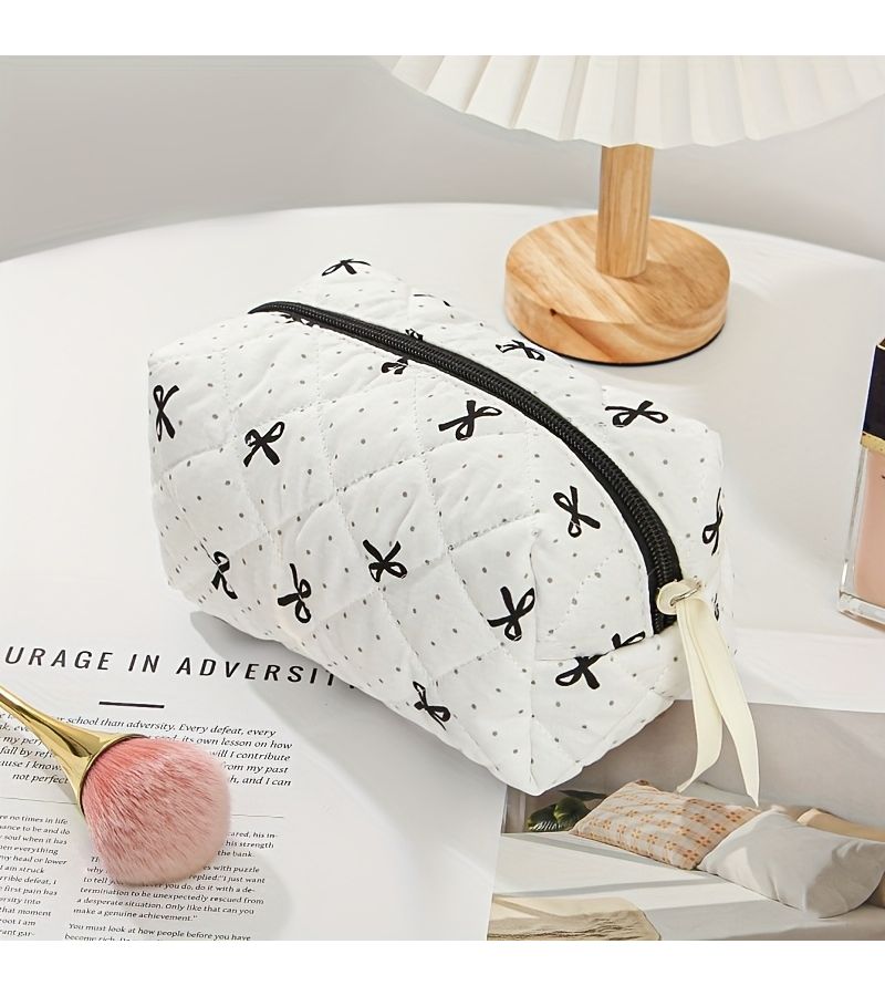 Large Capacity Quilted Makeup Bag Size M With Handle Bow And Polka Dot - Image 3