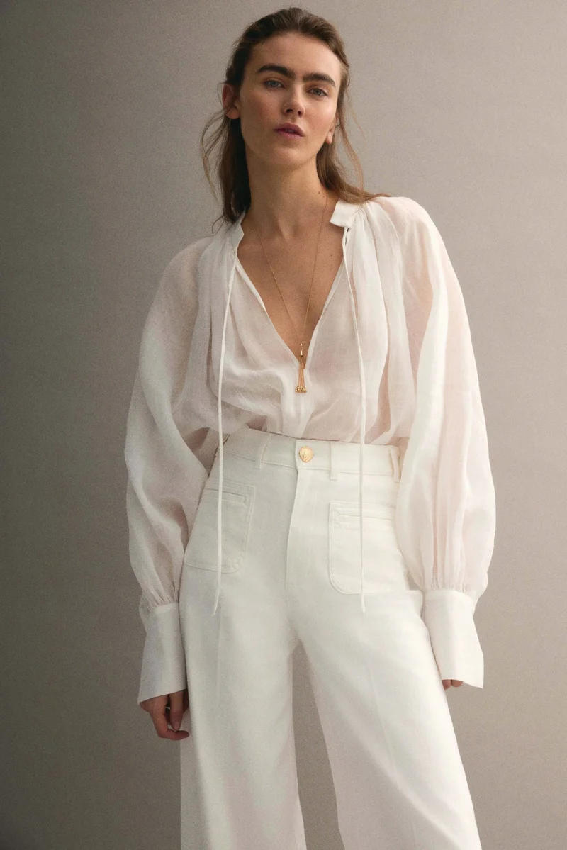 اتش اند ام جينز بخصر عالي وقصّة واسعة