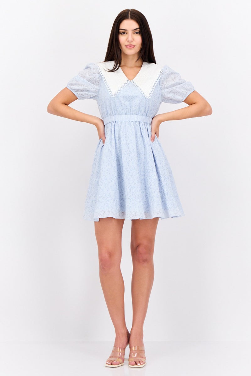 STEVE MADDEN فستان ميني مزخرف للنساء، أزرق فاتح - Image 4