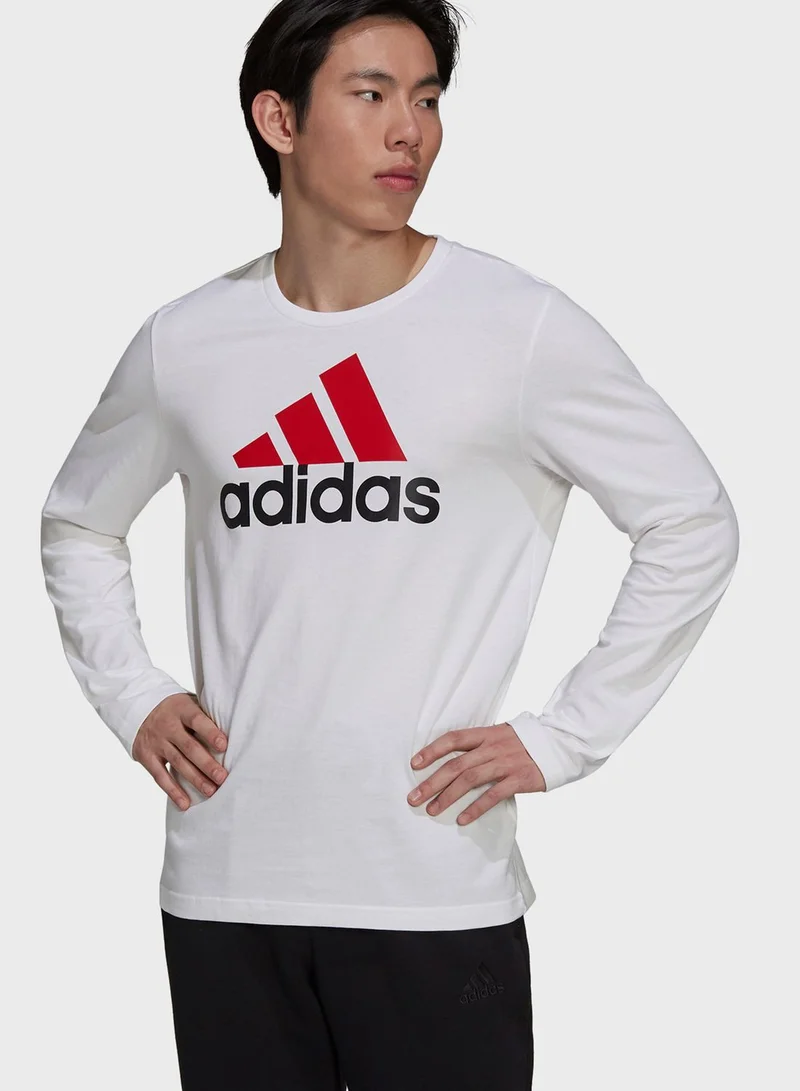 adidas تيشيرت كاجوال
