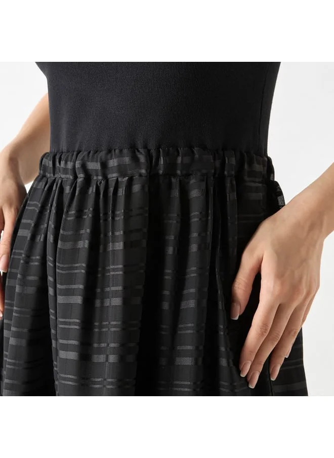 2Xtremz 2Xtremz Textured Dress with Short Sleeves and Pockets