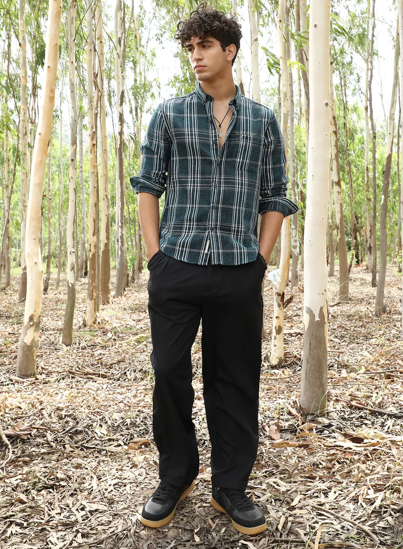 Campus Sutra Campus Sutra Men's Emerald Green Plaid-Woven Regular Shirt | Button-Down Collar , Long Sleeve Cuffed Sleeves , Button Closure | Plaid Plaid | Cotton-Blend Shirt For Casual Wear