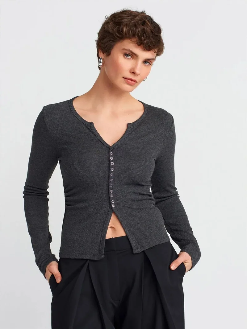 ديلفين DILVIN Slim Fit Ribbed Button-Front Blouse