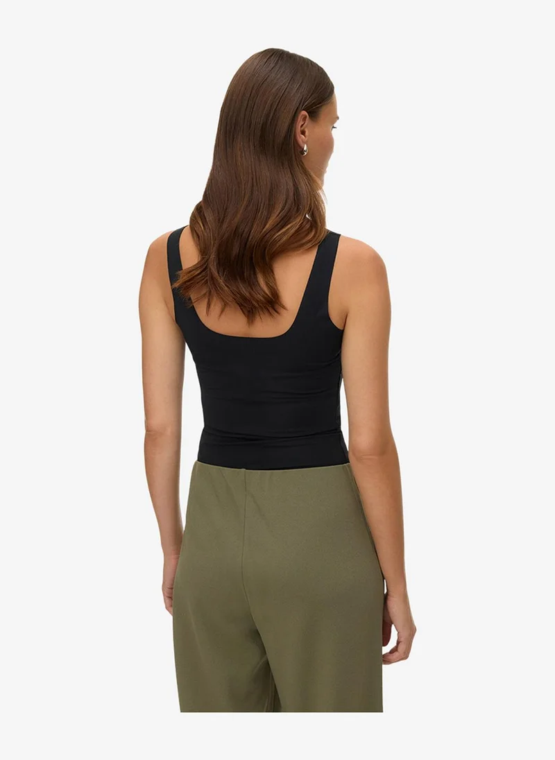فيرو مودا Women's VMDITTE 2Nd Skin Padded Top