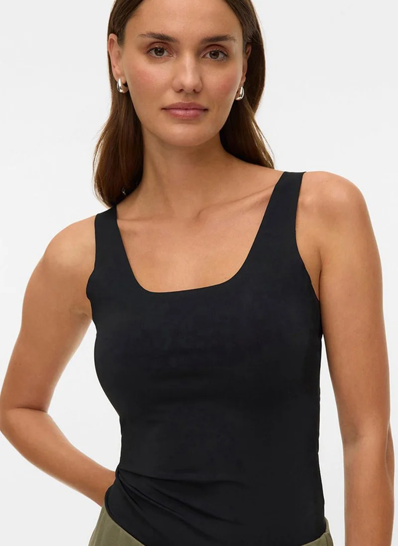فيرو مودا Women's VMDITTE 2Nd Skin Padded Top