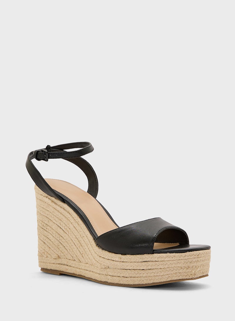 ترافل من نمشي صندل بكعب إسفين - Image 2