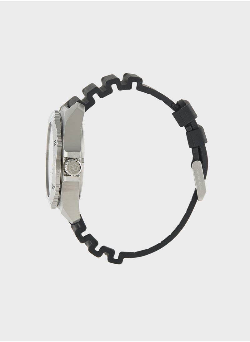 Victorinox Dive Pro  Analog Watch  - Image 3