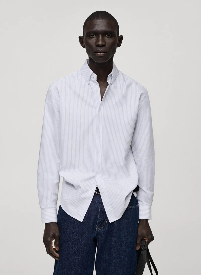 مانجو مان قميص مخطط بقصة عادية