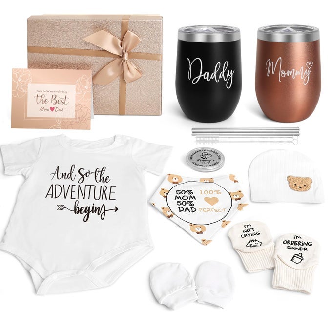 NEW MOM GIFTS FOR WOMEN TOP PREGNANCY GIFTS FOR NEW PARENTS GENDER REVEAL GIFTS WITH MOM AND DAD TUMBLER SET FOR FIRST TIME MOMS EXPECTING PARENTS TO BE GENDER REVEAL BABY SHOWER